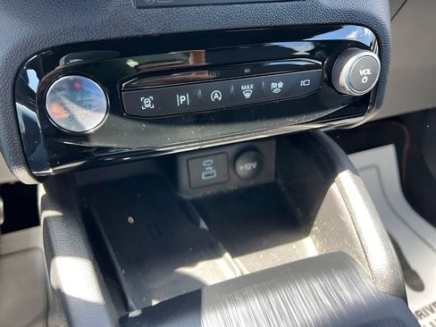 Used 2023 Ford Escape ST-Line Elite AWD/4WD image 22