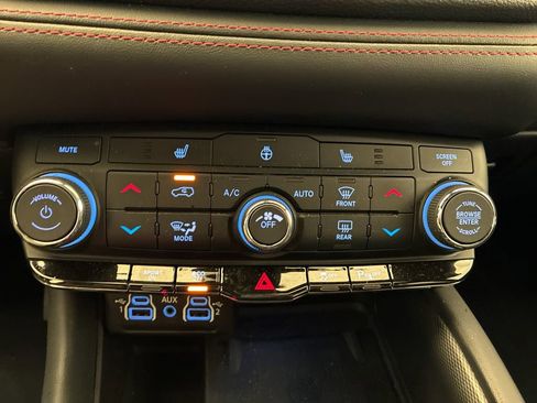 Used 2024 Dodge Durango R/T AWD/4WD image 23