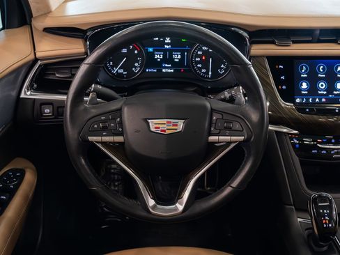 Used 2020 Cadillac XT6 Sport w/ Platinum Package AWD/4WD image 12