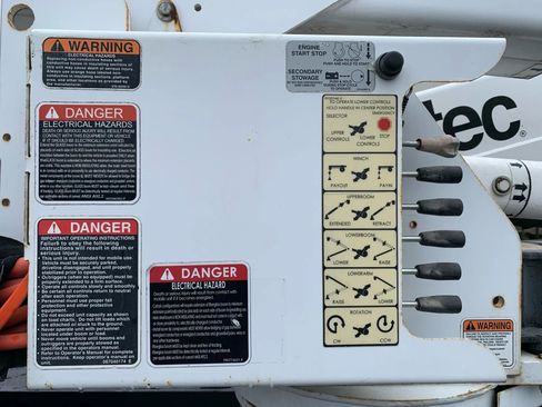 Used 2017 Ford F550 4x4 Regular Cab Super Duty image 30