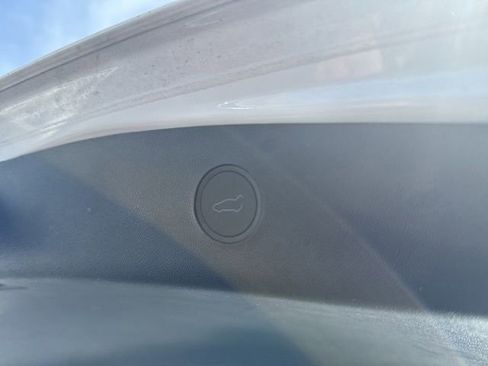 Used 2023 Tesla Model 3 Long Range AWD/4WD image 18
