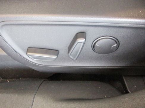 Used 2023 Ford Escape ST-Line image 29