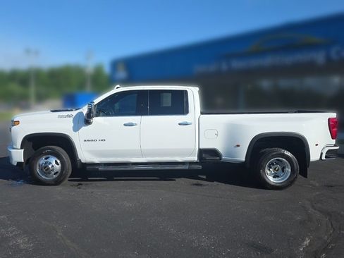 Used 2022 Chevrolet Silverado 3500 High Country AWD/4WD image 3