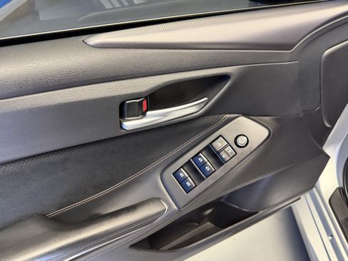 Used 2019 Toyota Avalon XSE w/ All Weather Liner Package FWD image 10