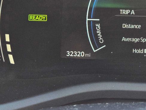 Certified 2025 Toyota Camry SE FWD image 27