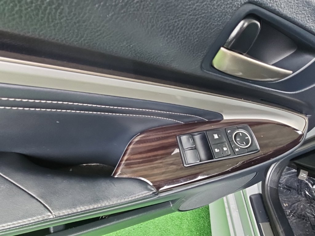 Used 2015 Lexus RC 350 AWD w/ Navigation System Package image 13