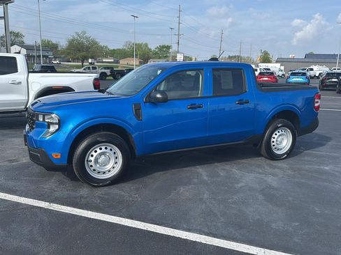 Used 2025 Ford Maverick XL w/ Equipment Group 102A AWD/4WD image 5