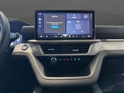 New 2026 Ford Explorer Active w/ Active Comfort Package image 8