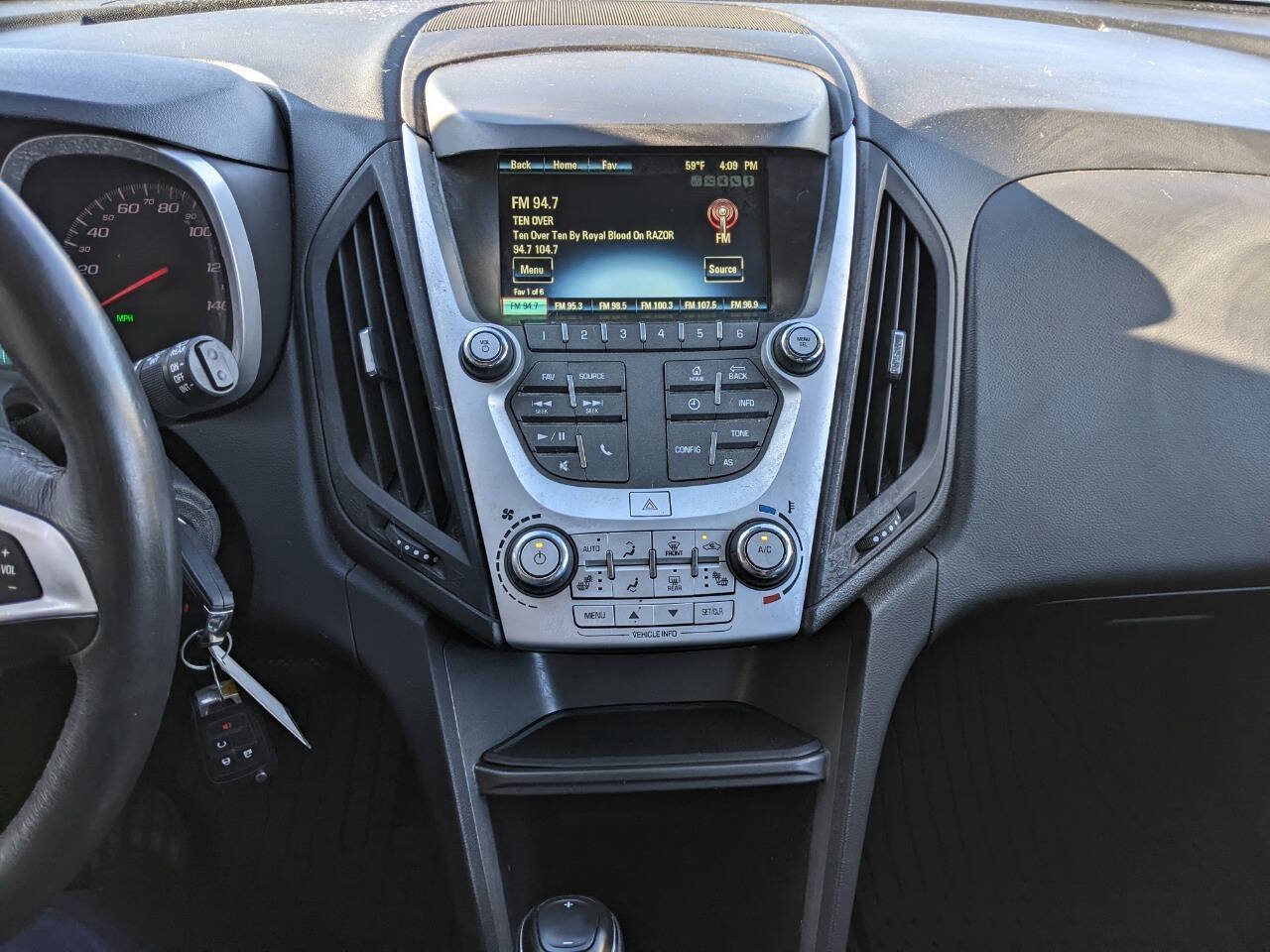 Used 2017 Chevrolet Equinox LT w/ Convenience Package FWD image 18