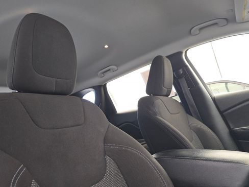 Used 2020 Jeep Cherokee Latitude FWD image 18
