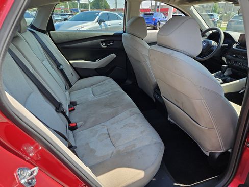 Used 2025 Honda Accord SE image 18