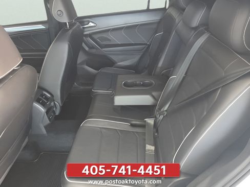 Used 2022 Volkswagen Tiguan SEL R-Line AWD/4WD image 27