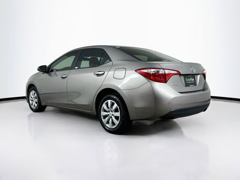 Used 2015 Toyota Corolla LE FWD image 5
