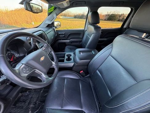 Used 2017 Chevrolet Silverado 1500 LT w/ Texas Edition image 28