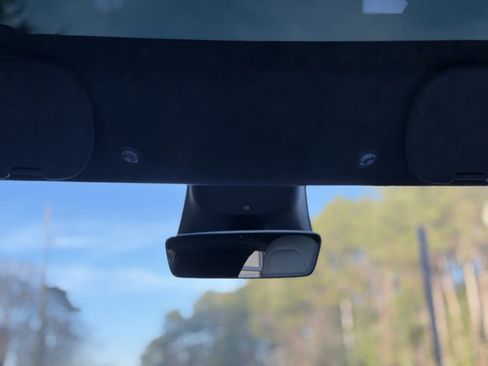 Used 2021 Tesla Model S Plaid image 43