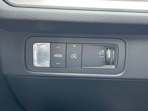 New 2025 Chevrolet Traverse LT w/ Midnight/Sport Edition image 14