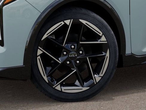New 2025 Kia K4 GT-Line image 9
