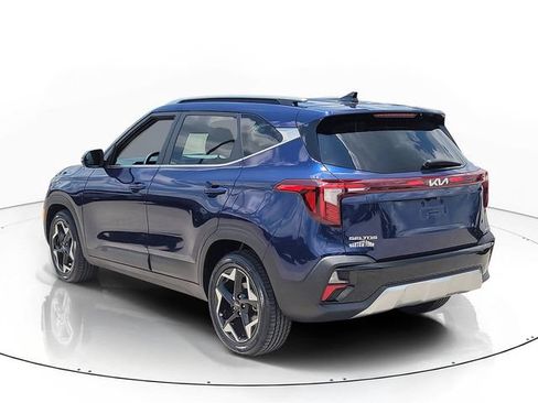 Used 2024 Kia Seltos EX FWD image 7