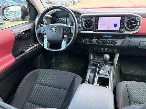 Used 2023 Toyota Tacoma SR5 w/ Technology Package AWD/4WD image 22