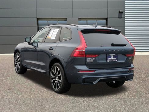 Certified 2025 Volvo XC60 B5 Plus image 5