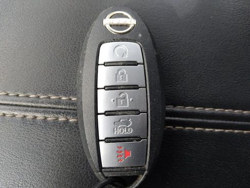 Used 2024 Nissan Altima 2.5 SV image 32