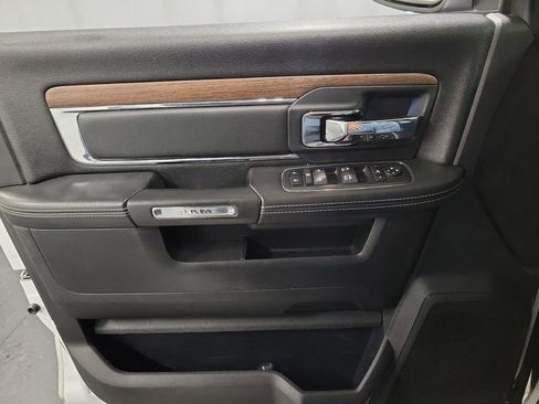 Used 2017 RAM 2500 Laramie image 23