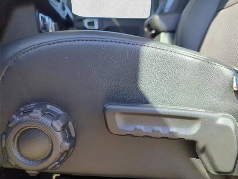 New 2026 Jeep Gladiator Sport image 18