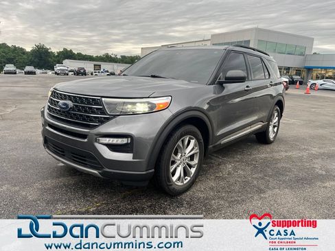 Used 2021 Ford Explorer XLT w/ Equipment Group 202A AWD/4WD image 1