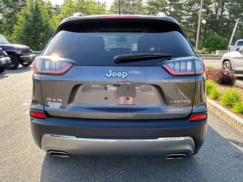 Used 2019 Jeep Cherokee Limited w/ Luxury Group AWD/4WD image 7