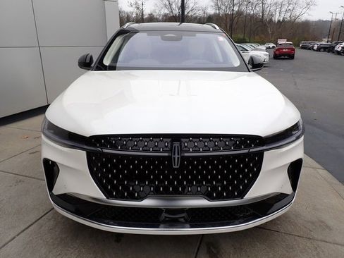 New 2026 Lincoln Nautilus Black Label image 9