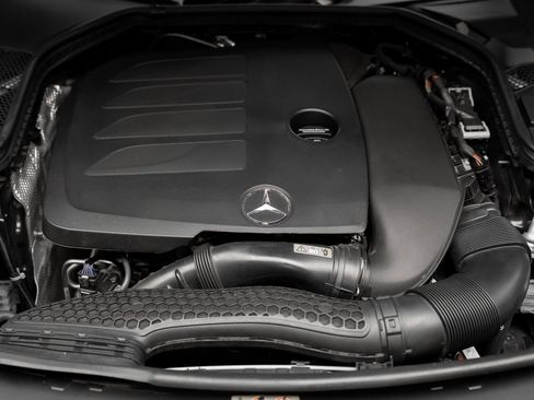 Used 2022 Mercedes-Benz C 300 C 300 image 69