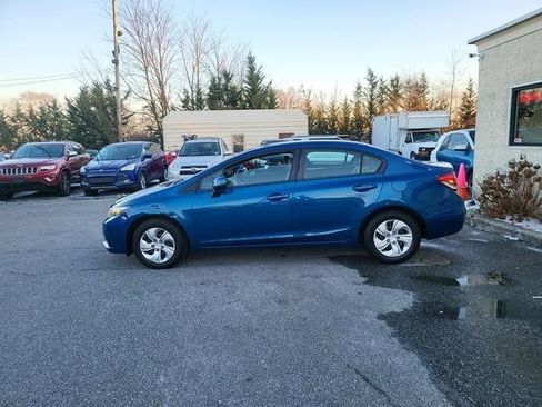 Used 2013 Honda Civic LX image 4