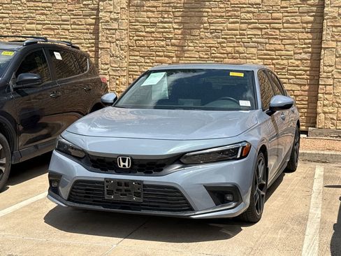 Used 2022 Honda Civic Sport Touring image 1