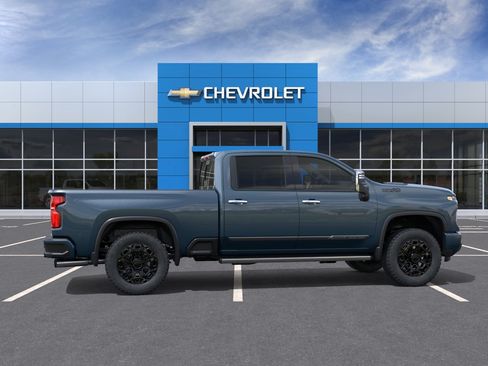 New 2026 Chevrolet Silverado 2500 High Country w/ Technology Package AWD/4WD image 5