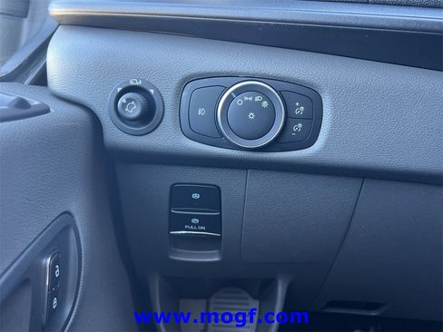 Used 2024 Ford Transit 350 XLT image 17