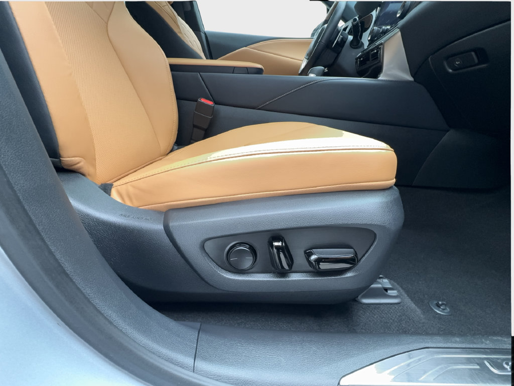 Used 2023 Lexus RX 350 Premium w/ Cold Area Package FWD image 35