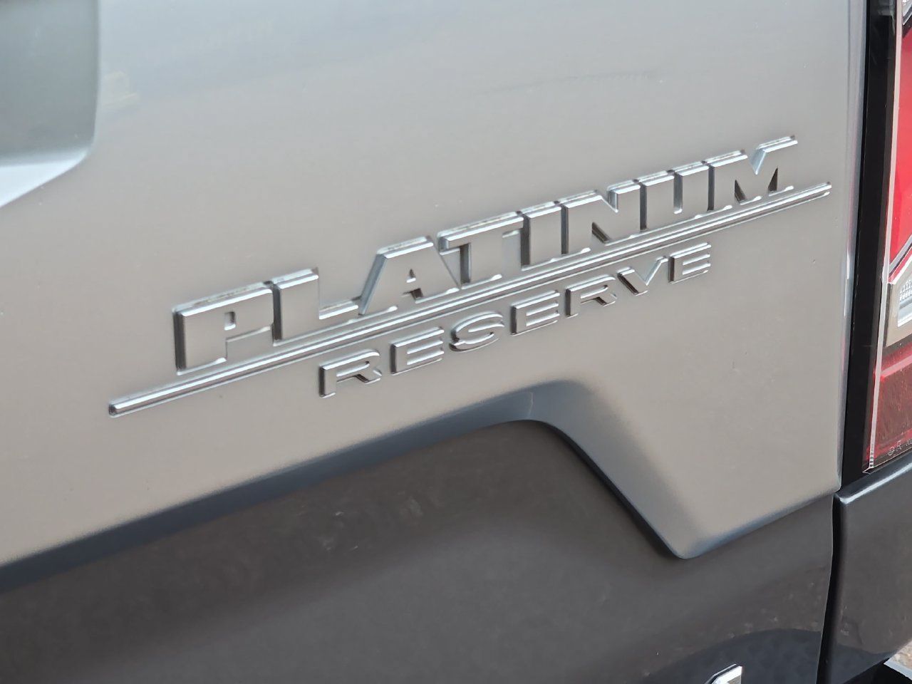 Used 2021 Nissan Titan Platinum Reserve w/ Moonroof Package AWD/4WD image 24