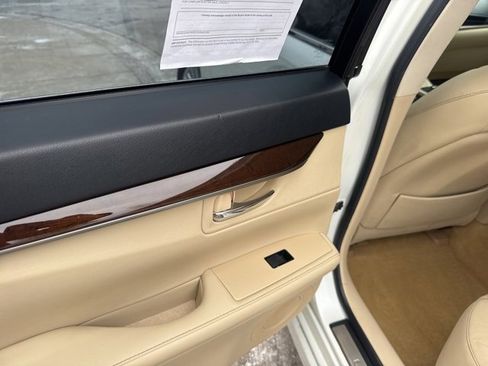 Used 2013 Lexus ES 350 image 31