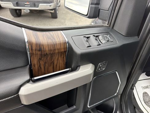 Used 2020 Ford F150 Lariat AWD/4WD image 19