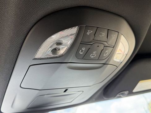 New 2026 Chrysler Pacifica Select FWD image 24