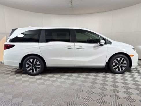 New 2026 Honda Odyssey EX-L image 8