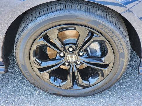 Used 2025 Honda Accord SE image 9