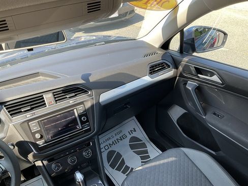 Used 2018 Volkswagen Tiguan S AWD/4WD image 18