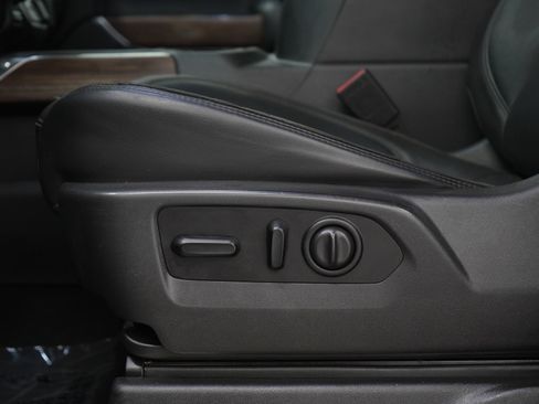 Used 2021 Chevrolet Silverado 3500 High Country w/ Z71 Off-Road Package image 24