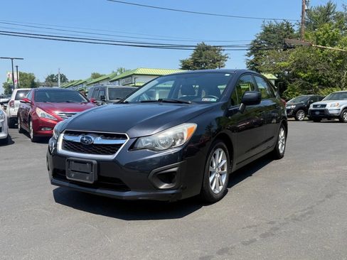 Used 2013 Subaru Impreza 2.0i Premium w/ All-Weather Pkg AWD/4WD image 4