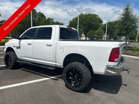 Used 2019 RAM 1500 Classic SLT AWD/4WD image 3