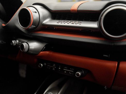 Certified 2019 Ferrari 812 Superfast RWD image 14