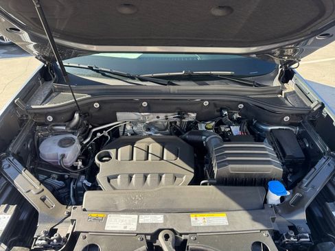 New 2025 Volkswagen Atlas SE image 16