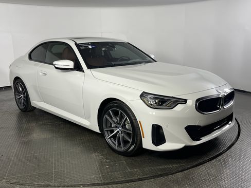 Certified 2025 BMW 230i xDrive Coupe w/ Premium Package image 2
