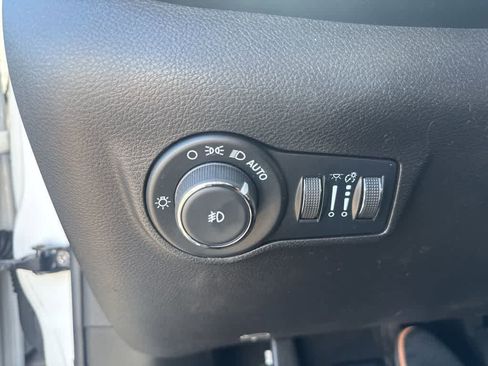 Used 2022 Jeep Compass Trailhawk w/ Trailhawk Convenience Group image 21